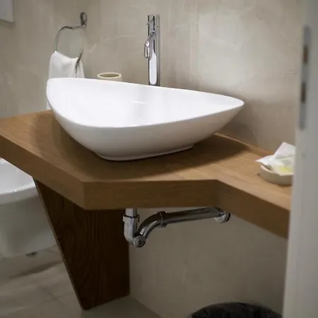 Antonino 4* جيارديني ناكسوس