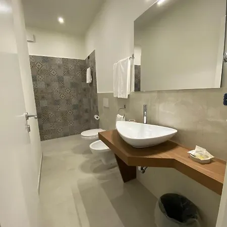 Antonino بيت ضيافة 4*