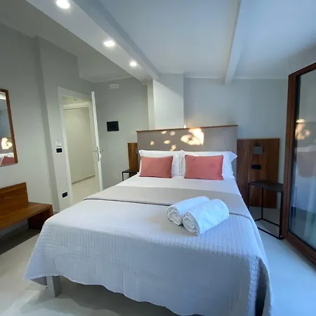 Antonino جيارديني ناكسوس